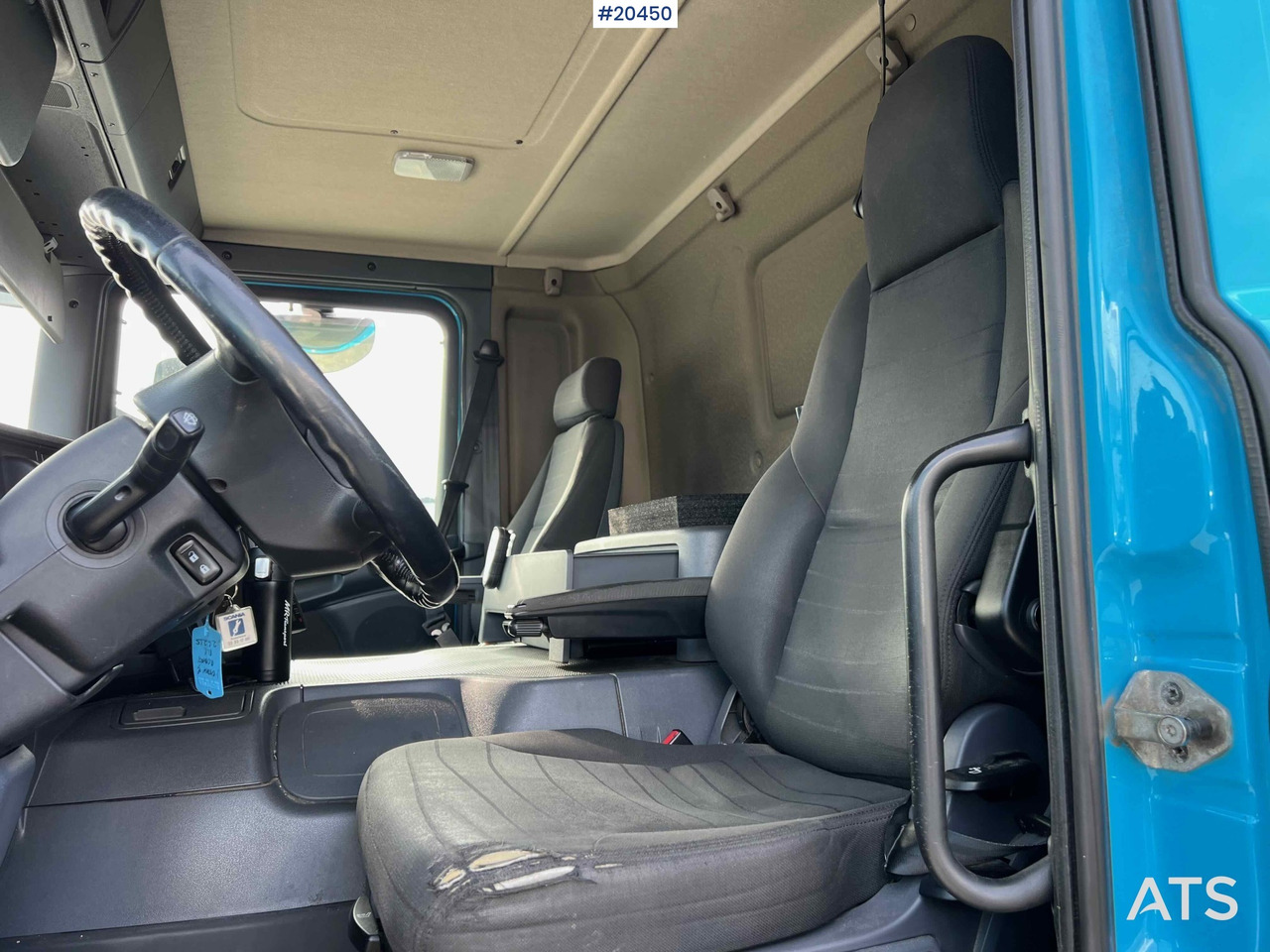 Kamion sa zatvorenim sandukom Scania P280: slika 15