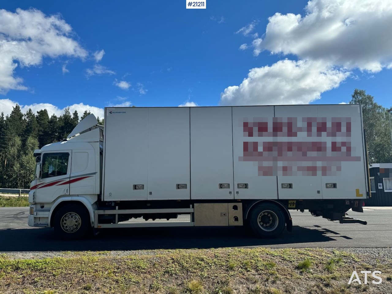 Scania P410 - Kamion sa zatvorenim sandukom: slika 2 Scania P410 - Kamion sa zatvorenim sandukom: slika 2