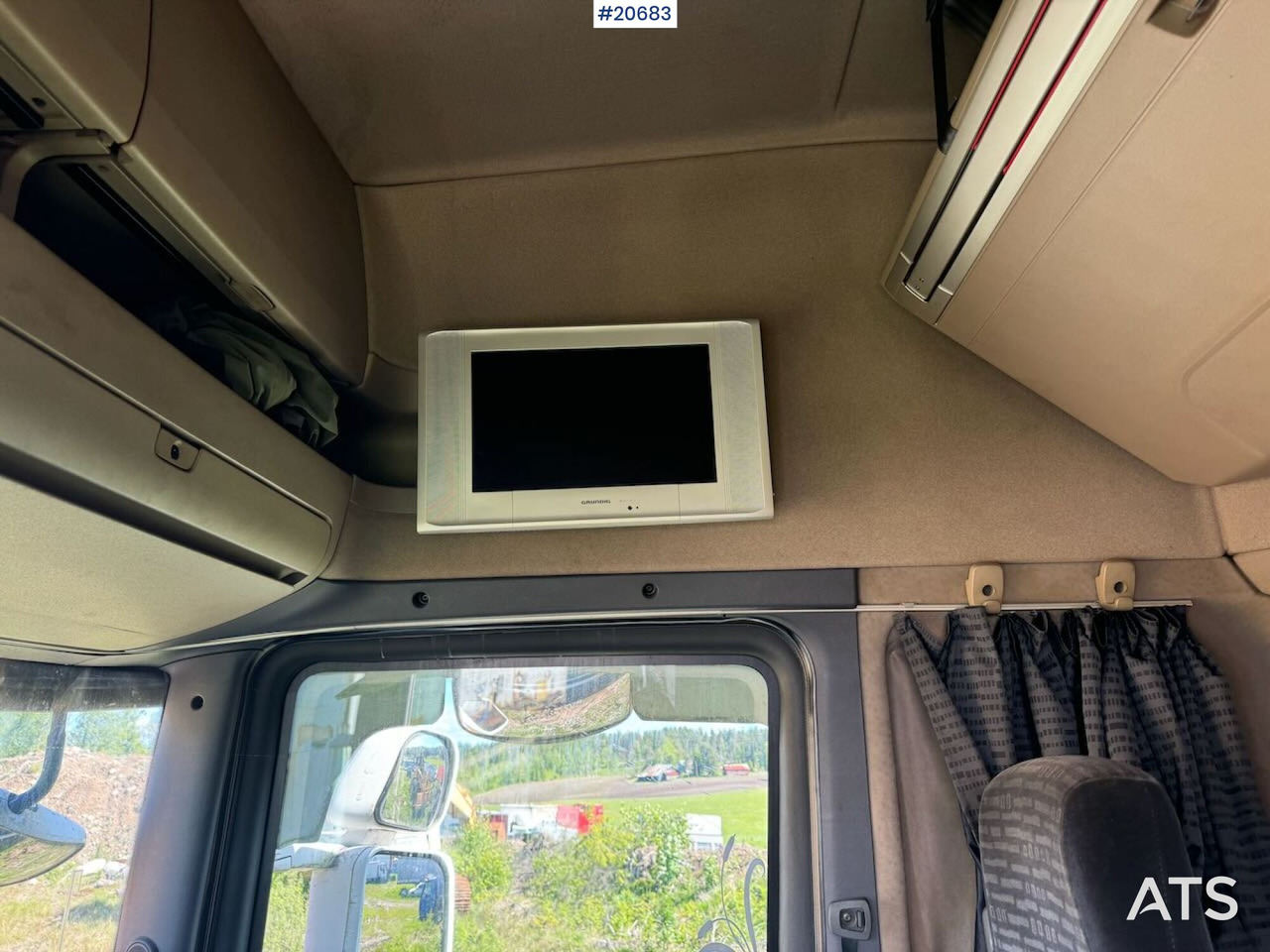 Kamion sa zatvorenim sandukom Scania R500: slika 22