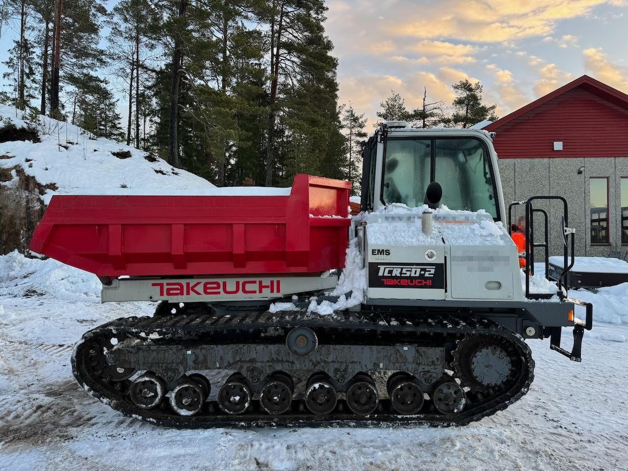Takeuchi TCR50-2 - Kiper: slika 3 Takeuchi TCR50-2 - Kiper: slika 3