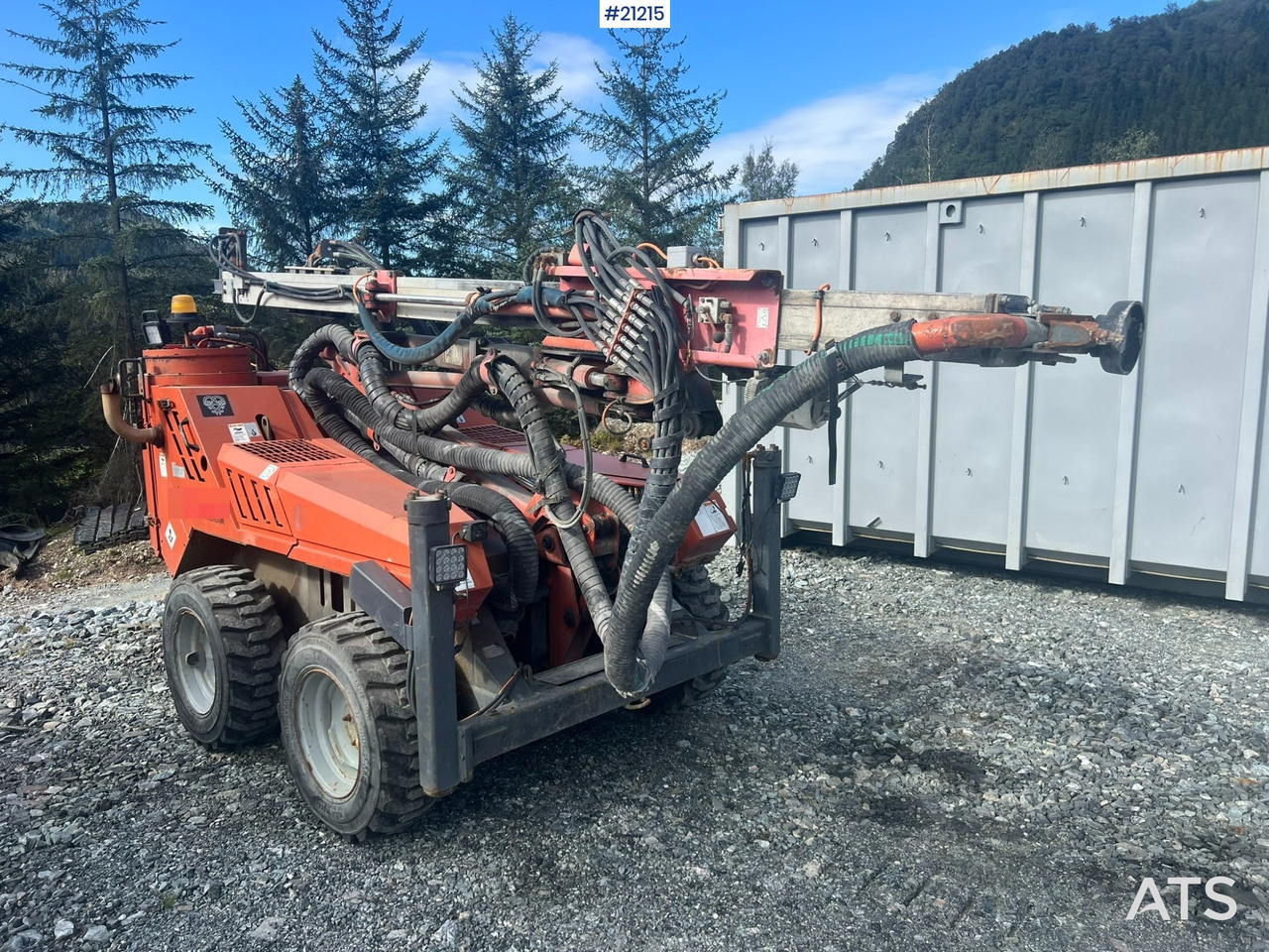 Tamrock Commando 121R - Veliki kamon za bušenje: slika 1 Tamrock Commando 121R - Veliki kamon za bušenje: slika 1