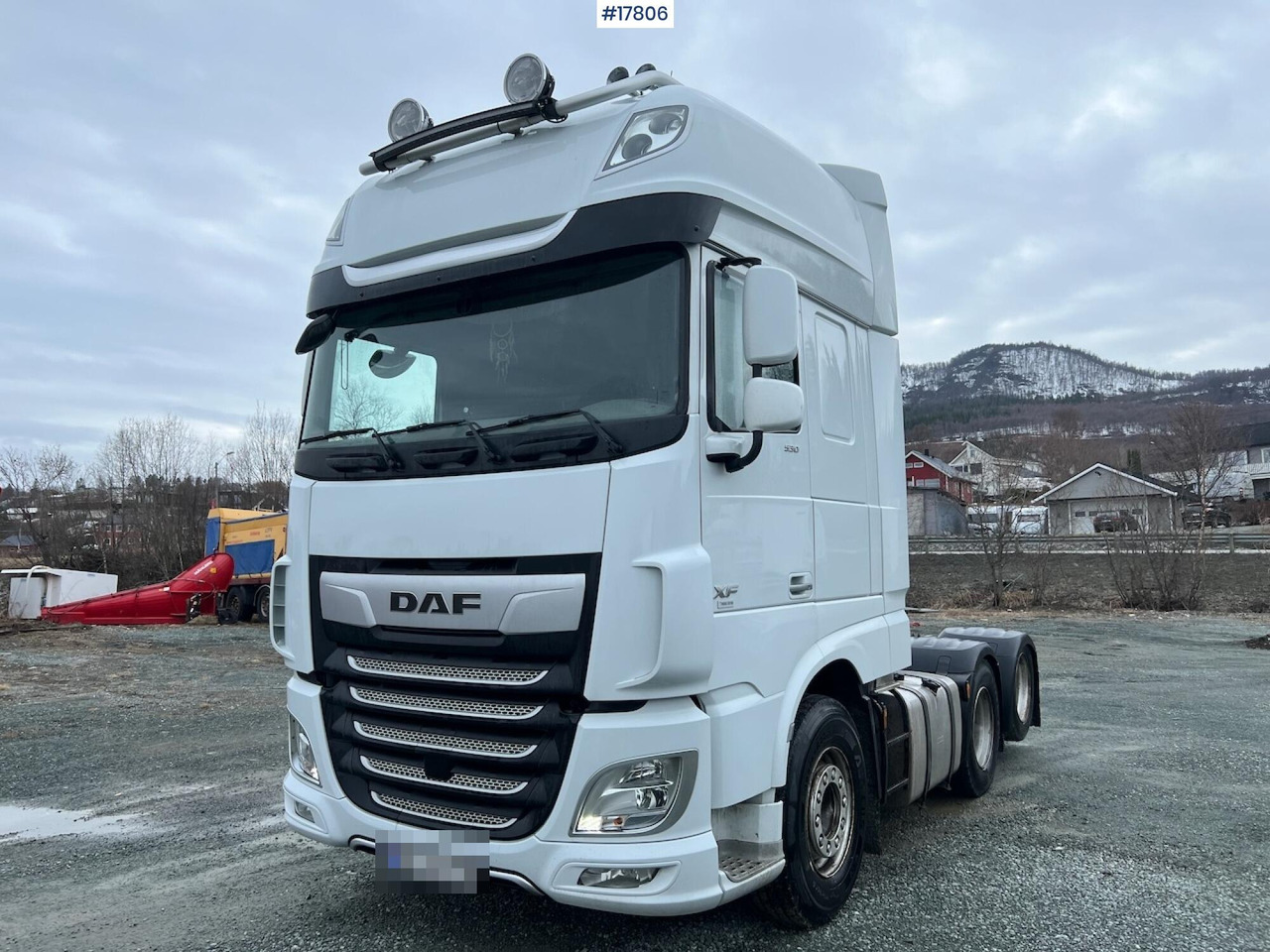 DAF XF 530 - Tegljač: slika 1 DAF XF 530 - Tegljač: slika 1