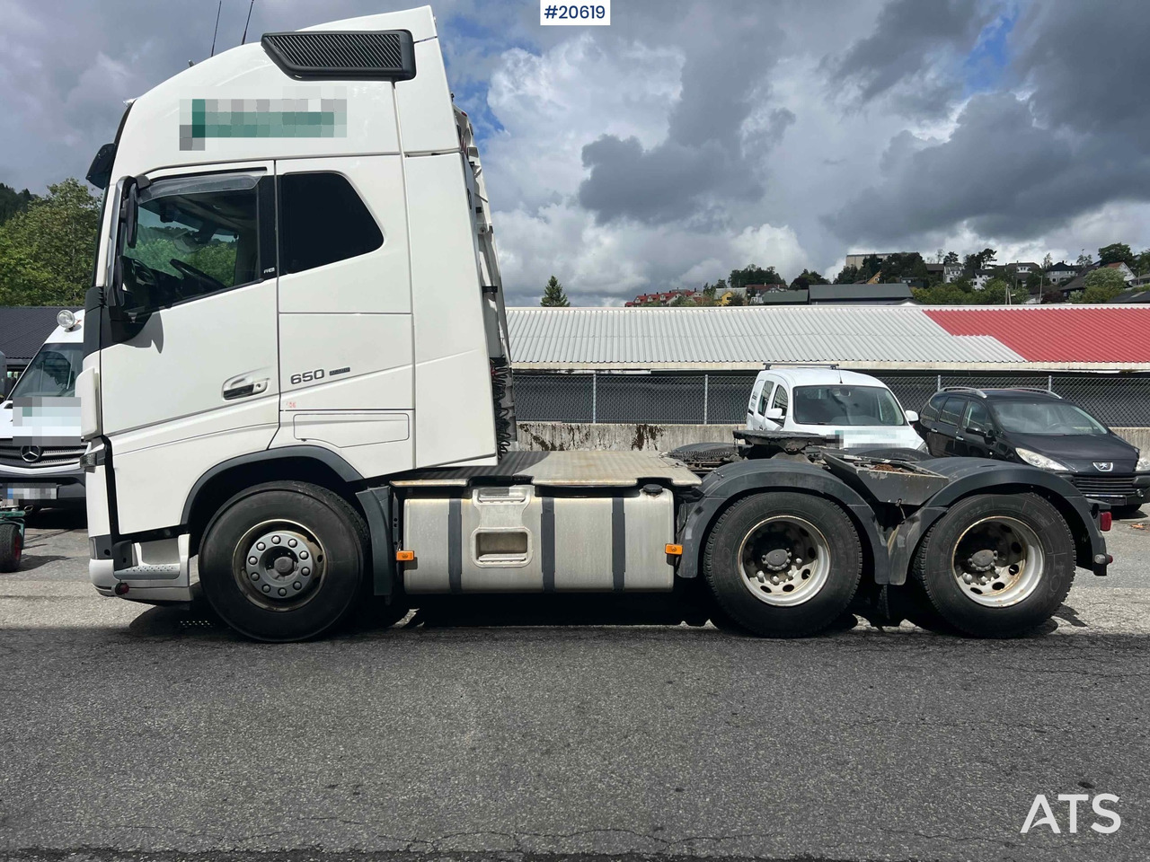 Tegljač Volvo FH650: slika 18