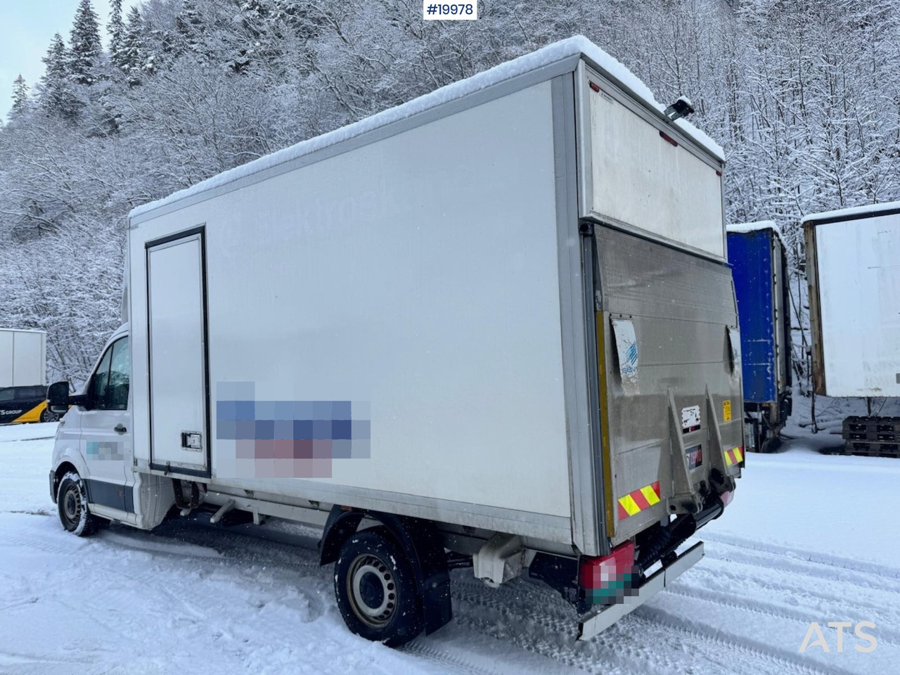 Volkswagen crafter - Kamion sa zatvorenim sandukom: slika 3 Volkswagen crafter - Kamion sa zatvorenim sandukom: slika 3