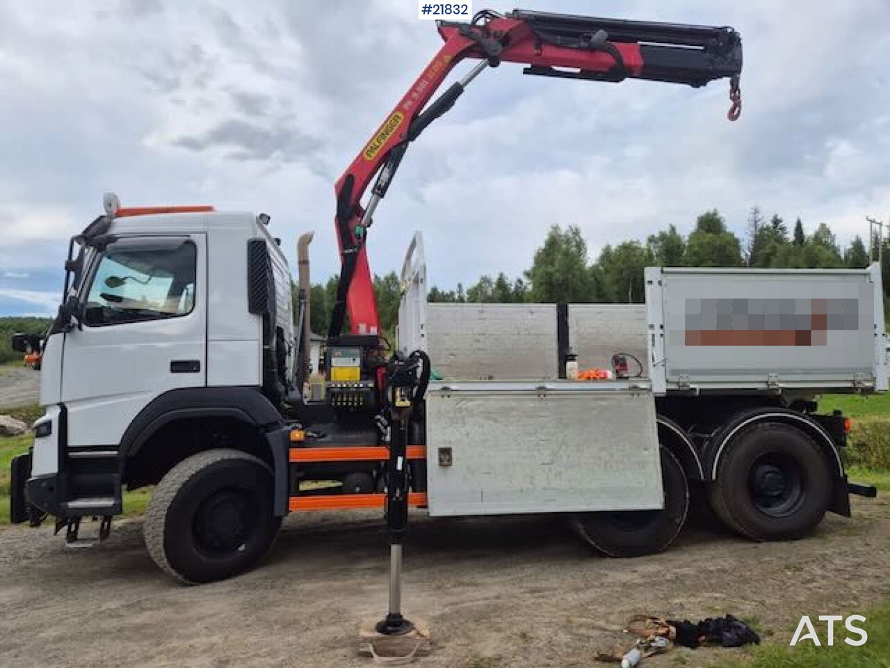 Volvo 2019 Volvo FMX 6x6 brøyterigget tippbil m/ 9,5 t/m kran, 2 sett dekk og lettkasse - Istovarivač: slika 4 Volvo 2019 Volvo FMX 6x6 brøyterigget tippbil m/ 9,5 t/m kran, 2 sett dekk og lettkasse - Istovarivač: slika 4