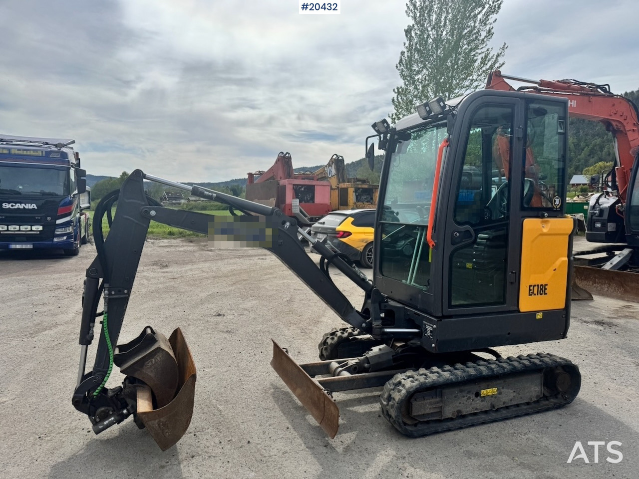 Volvo EC18E - Bager: slika 2 Volvo EC18E - Bager: slika 2