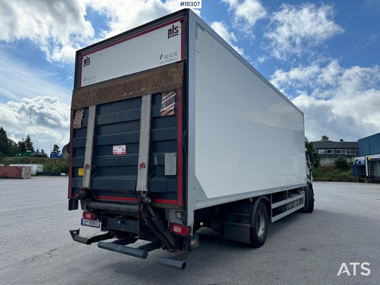 Volvo FE320 - Kamion sa zatvorenim sandukom: slika 5 Volvo FE320 - Kamion sa zatvorenim sandukom: slika 5