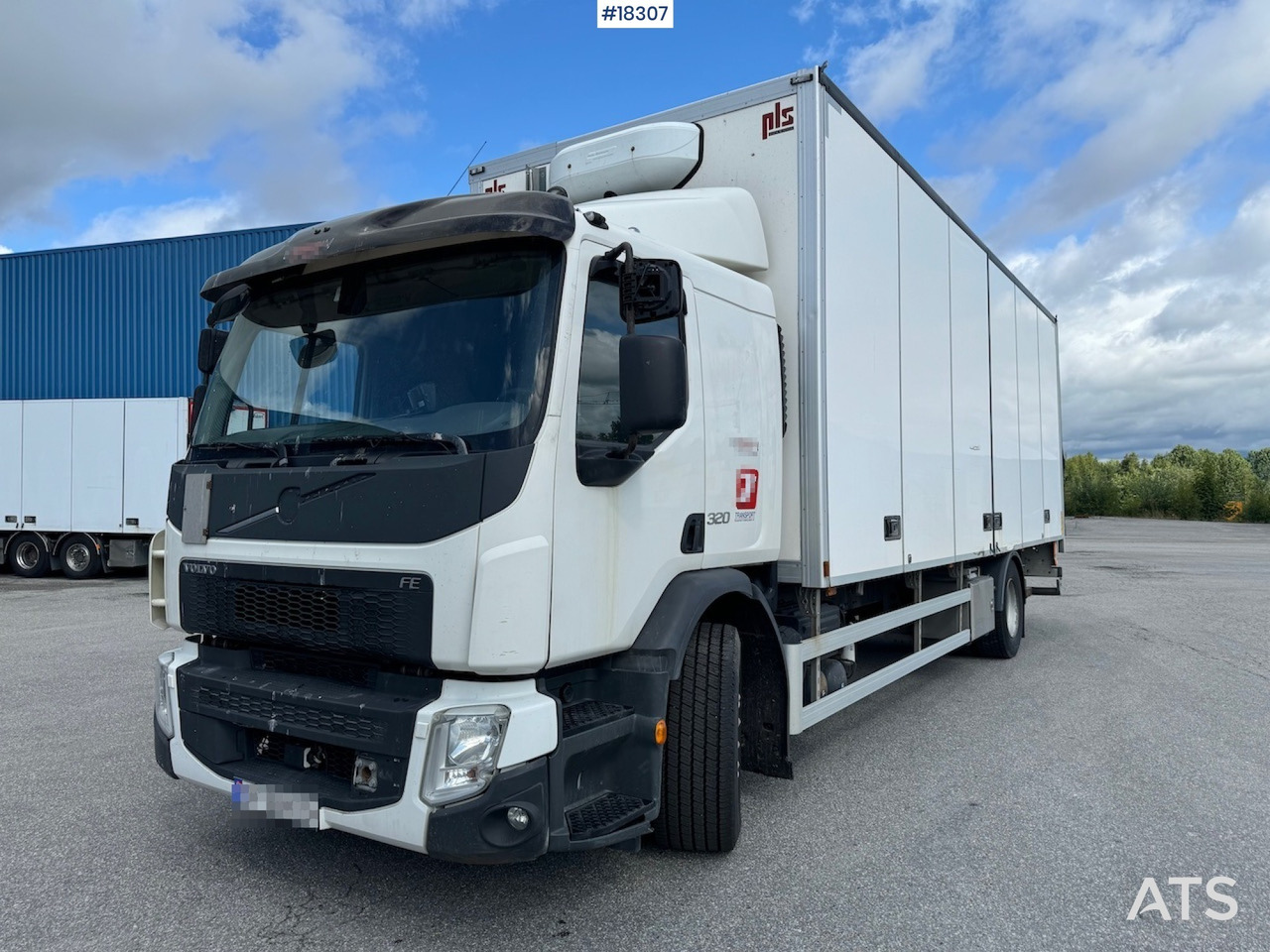 Volvo FE320 - Kamion sa zatvorenim sandukom: slika 1 Volvo FE320 - Kamion sa zatvorenim sandukom: slika 1