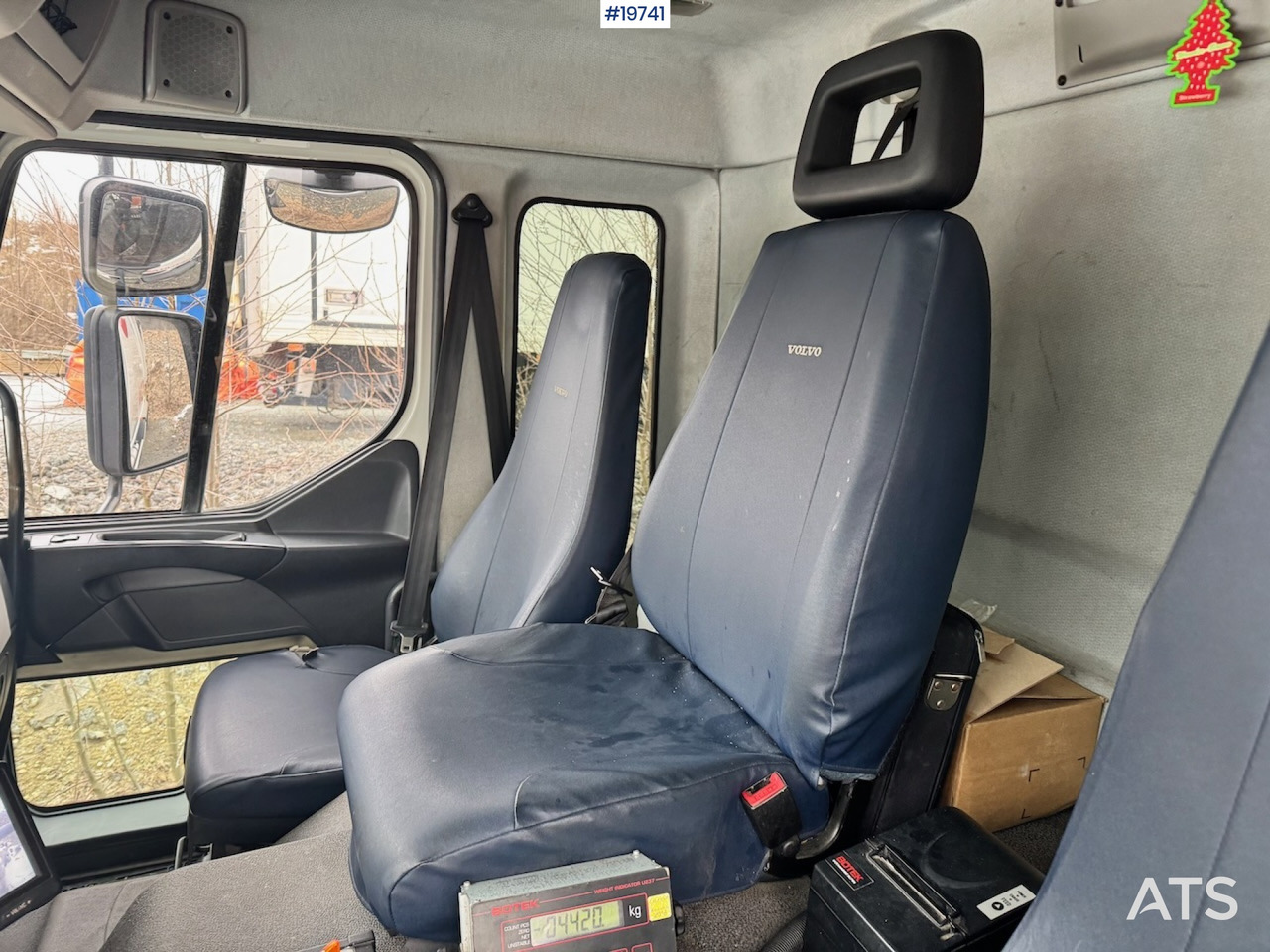 Kamion za smeće Volvo FE340: slika 35