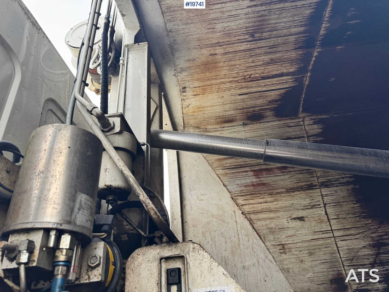 Kamion za smeće Volvo FE340: slika 27