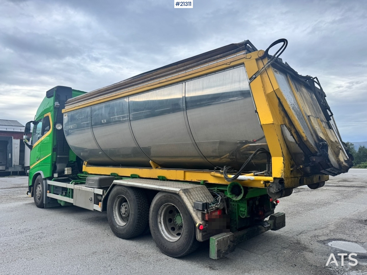 Volvo FH16 750 - Kamion sa hidrauličnom kukom: slika 4 Volvo FH16 750 - Kamion sa hidrauličnom kukom: slika 4