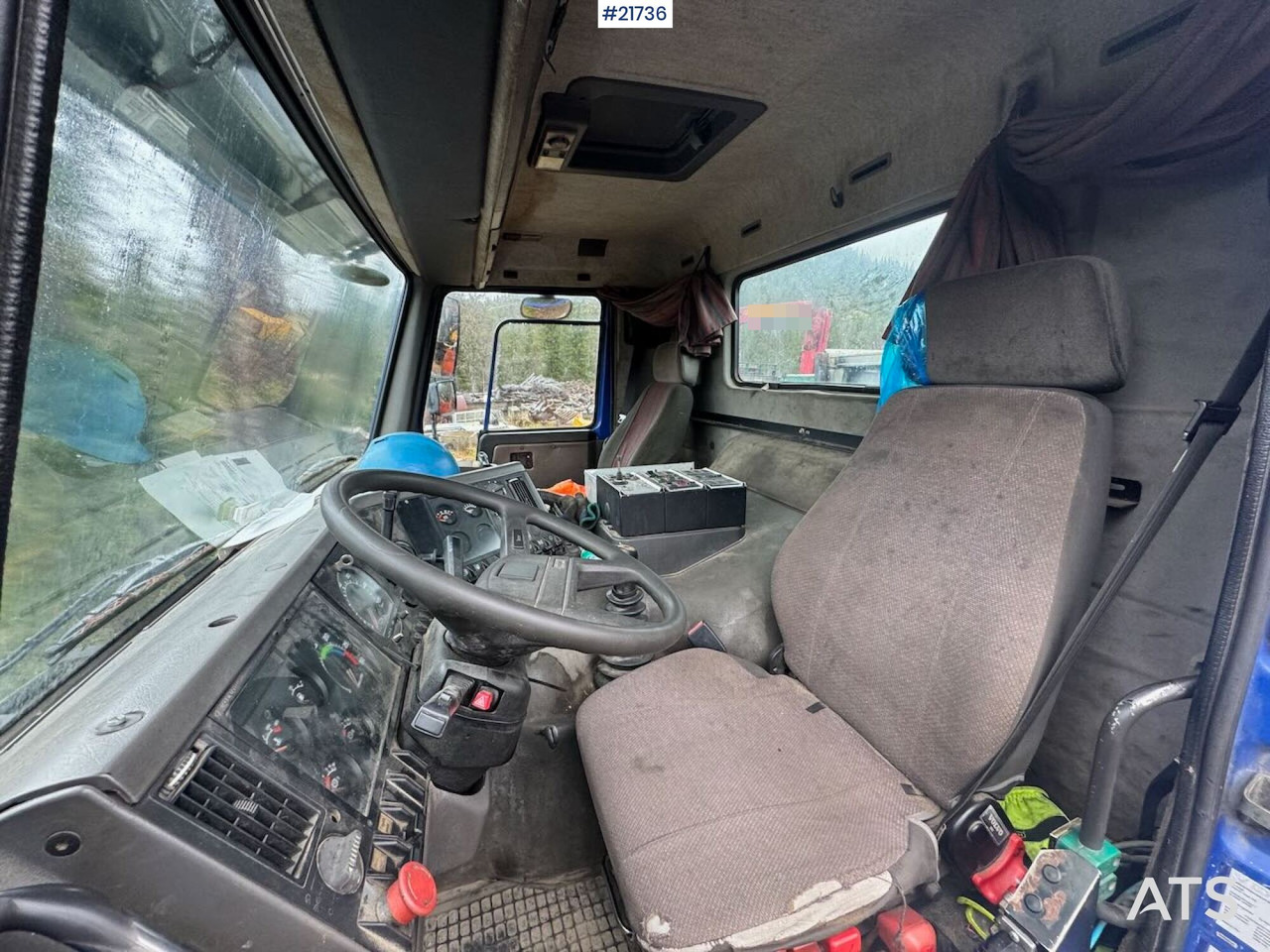 Kamion sa dizalicom Volvo FL12 m/ 22 t/m Palfinger kran, tømmerflak, Dumperkasse og plan.: slika 15