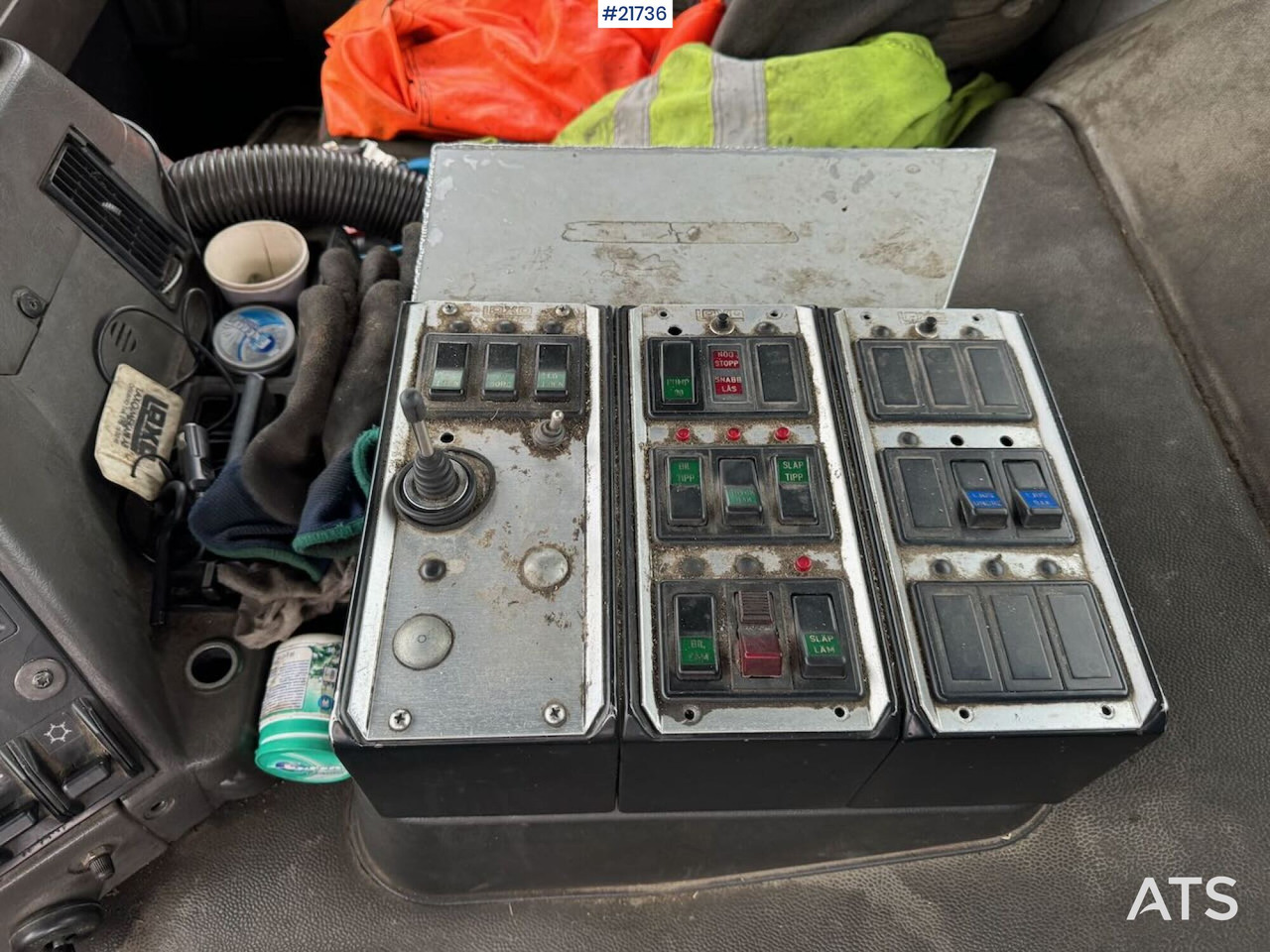 Kamion sa dizalicom Volvo FL12 m/ 22 t/m Palfinger kran, tømmerflak, Dumperkasse og plan.: slika 16