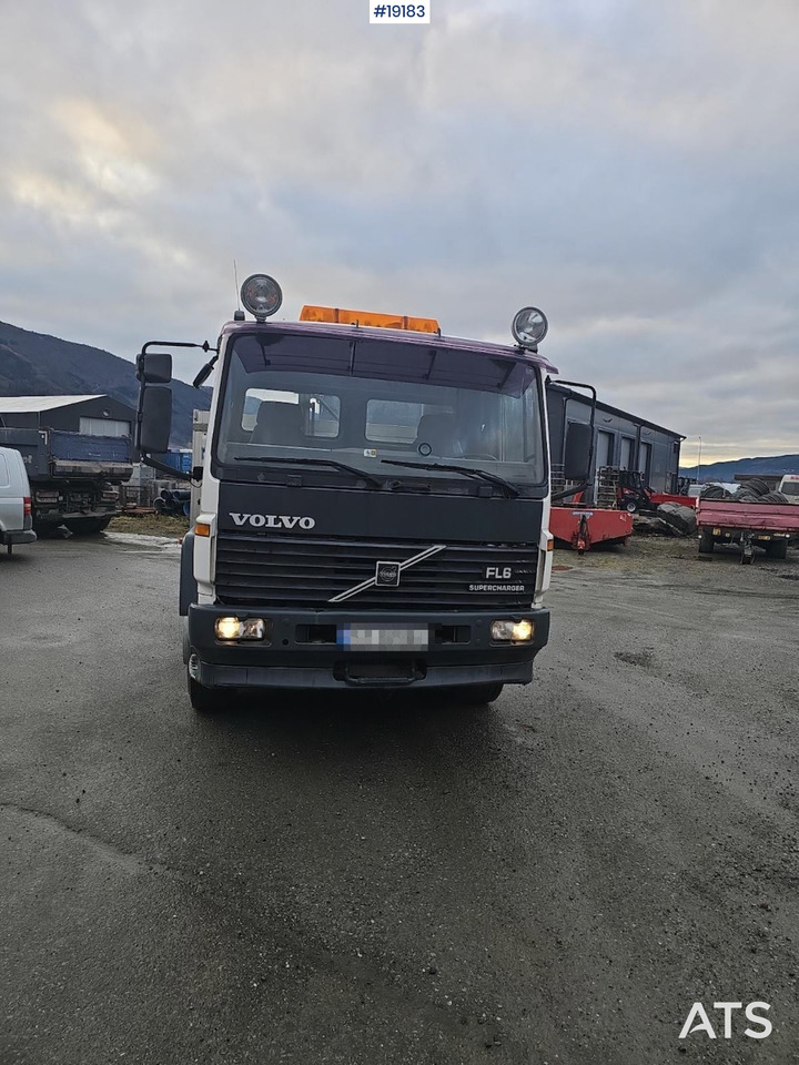 Volvo FL6 - Kamion sa tovarnim sandukom: slika 2 Volvo FL6 - Kamion sa tovarnim sandukom: slika 2