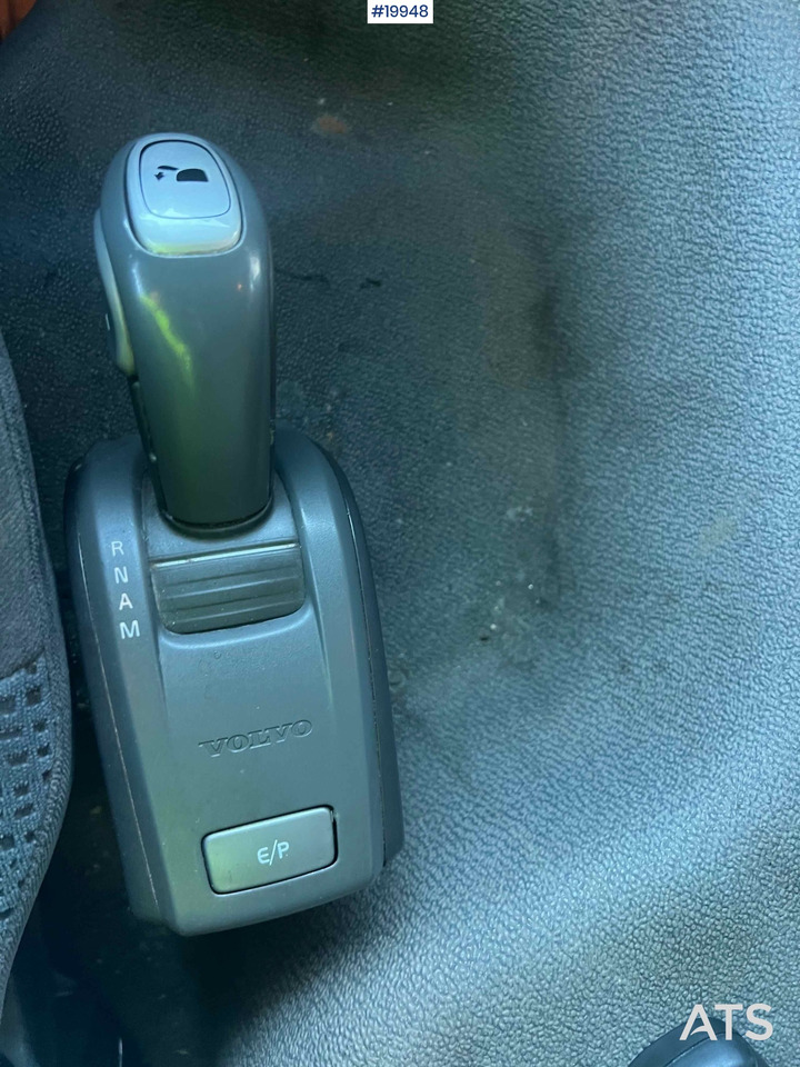 Kamion sa zatvorenim sandukom Volvo FM450: slika 25