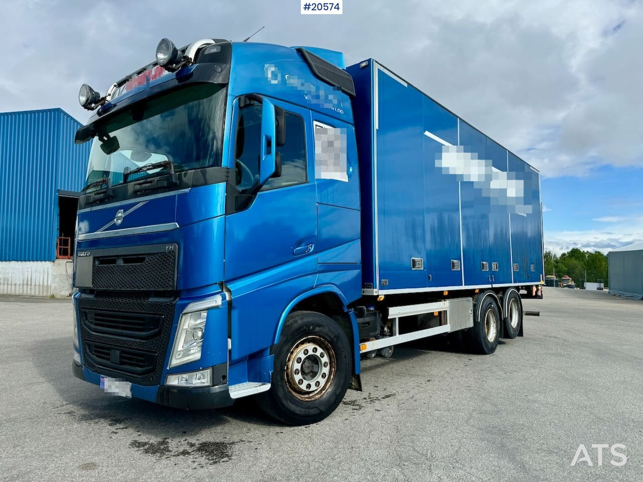Volvo Fh540 6x2 skapbil m/ full sideåpning og lift - Kamion sa zatvorenim sandukom: slika 1 Volvo Fh540 6x2 skapbil m/ full sideåpning og lift - Kamion sa zatvorenim sandukom: slika 1