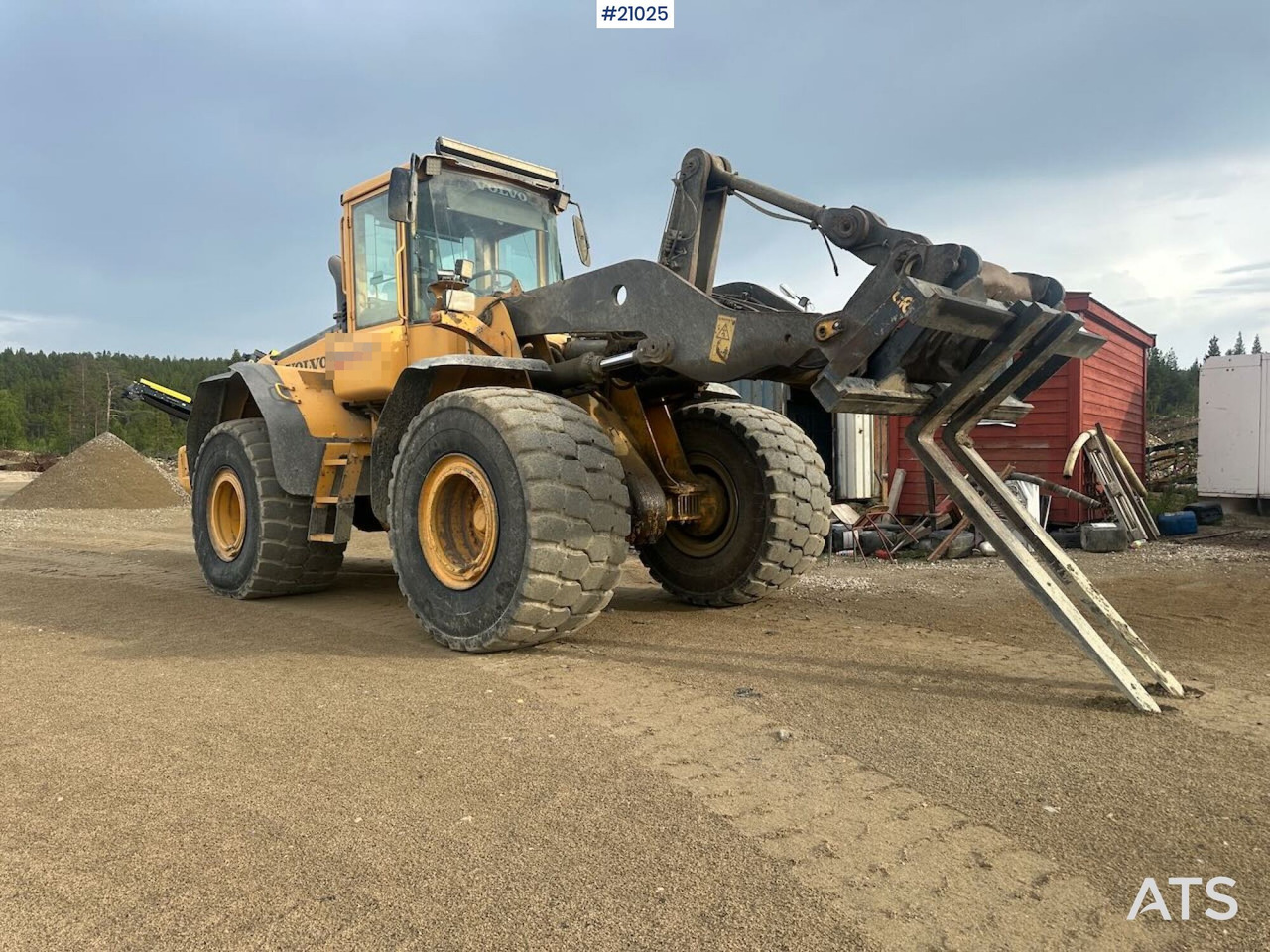 Volvo L120E - Utovarivač točkaš: slika 1 Volvo L120E - Utovarivač točkaš: slika 1