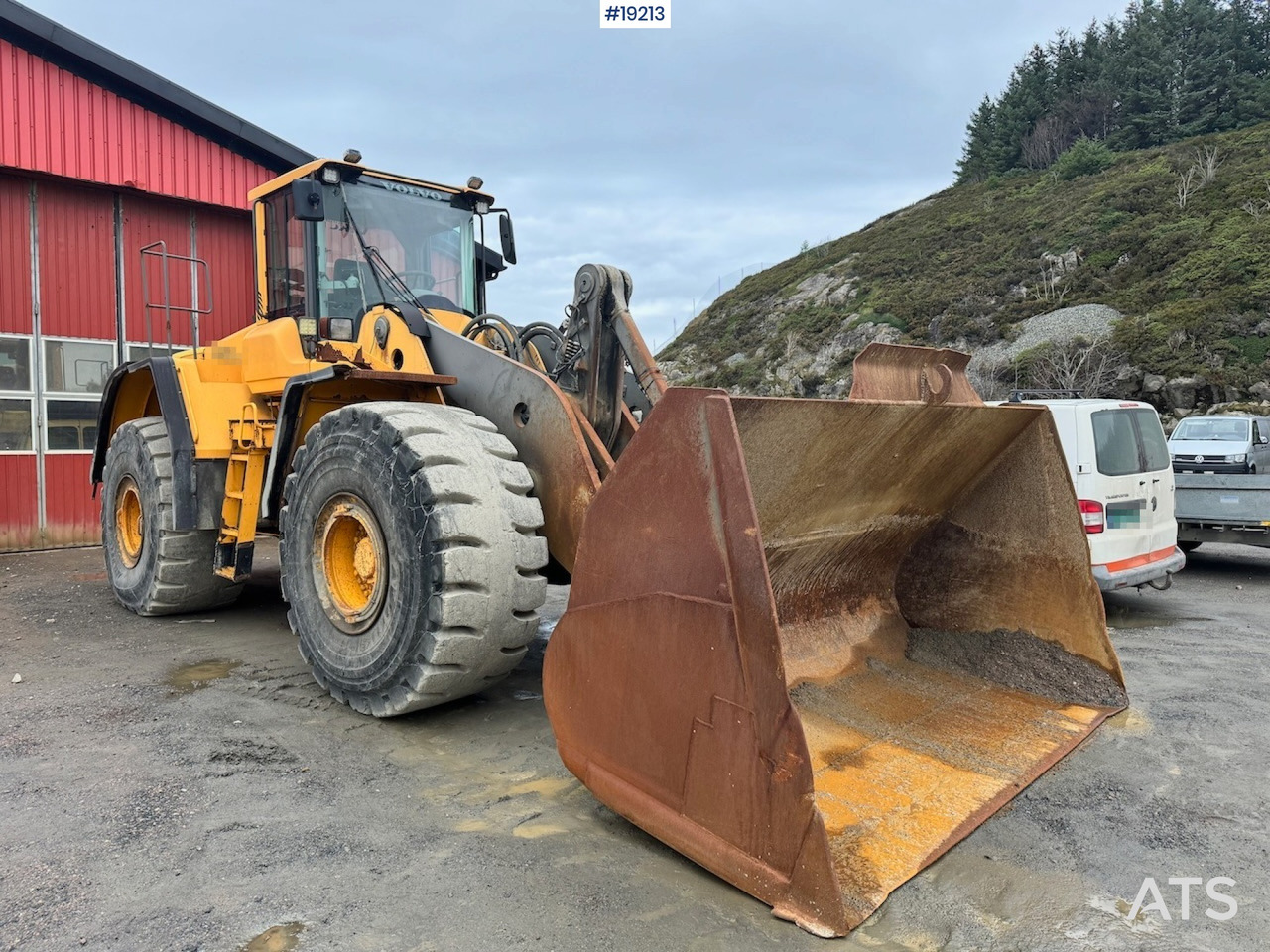 Volvo L220F - Utovarivač točkaš: slika 1 Volvo L220F - Utovarivač točkaš: slika 1