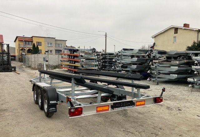 Boro Przyczepa PODŁODZIOWA 7,80M! - Prikolica za čamac: slika 4 Boro Przyczepa PODŁODZIOWA 7,80M! - Prikolica za čamac: slika 4