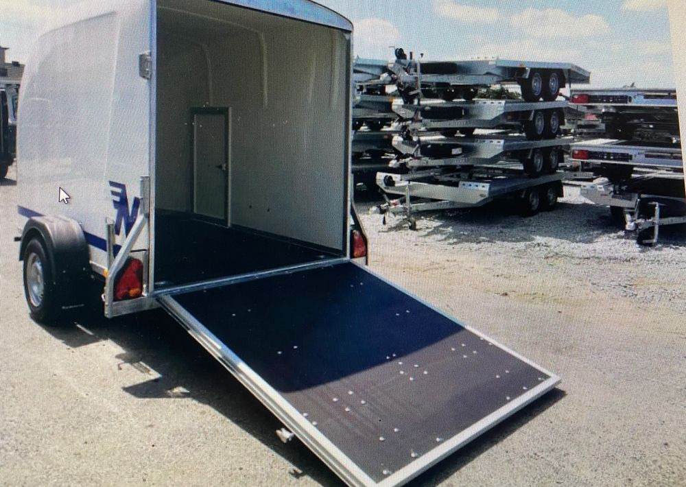 Niewiadów Furgon Niewiadów F1334 z trapem wjazdowym - Prikolica za automobil: slika 5 Niewiadów Furgon Niewiadów F1334 z trapem wjazdowym - Prikolica za automobil: slika 5