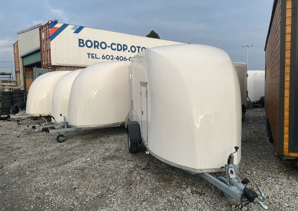 Niewiadów Furgon Niewiadów F1334 z trapem wjazdowym - Prikolica za automobil: slika 1 Niewiadów Furgon Niewiadów F1334 z trapem wjazdowym - Prikolica za automobil: slika 1