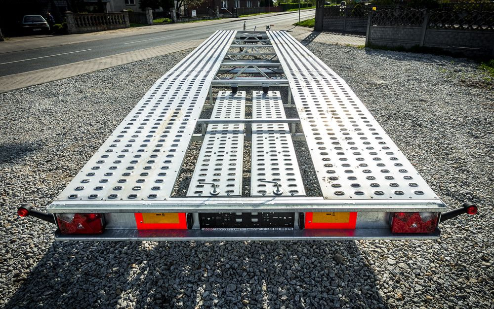 Niewiadów fabrycznie nowa LAWETA Indiana, bardzo solidna! 8,00m! - Prikolica za prevoz automobila: slika 4 Niewiadów fabrycznie nowa LAWETA Indiana, bardzo solidna! 8,00m! - Prikolica za prevoz automobila: slika 4