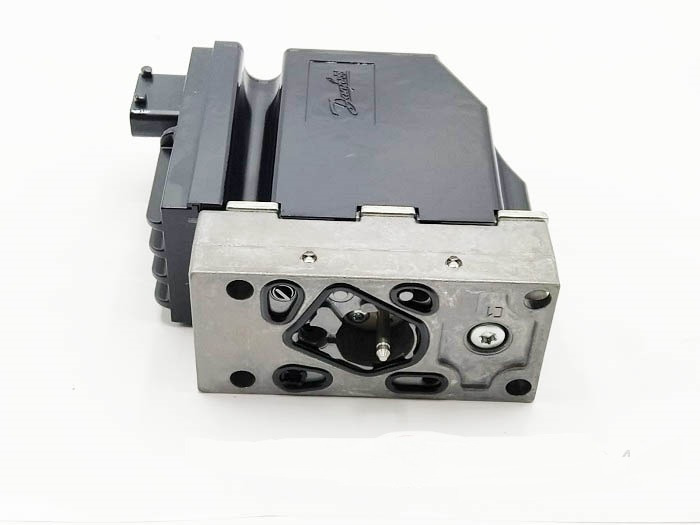 Hidraulični ventil za Kran za kamion novi Danfoss valve 157B4735 PVEA32: slika 1