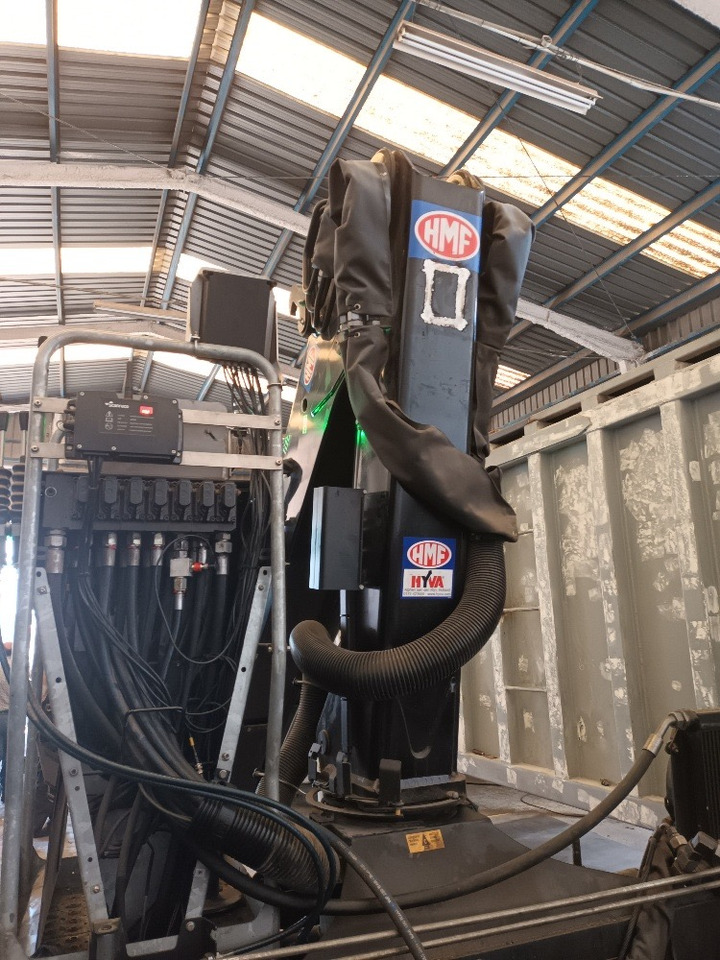 HMF 1643 - Kran za kamion: slika 1 HMF 1643 - Kran za kamion: slika 1