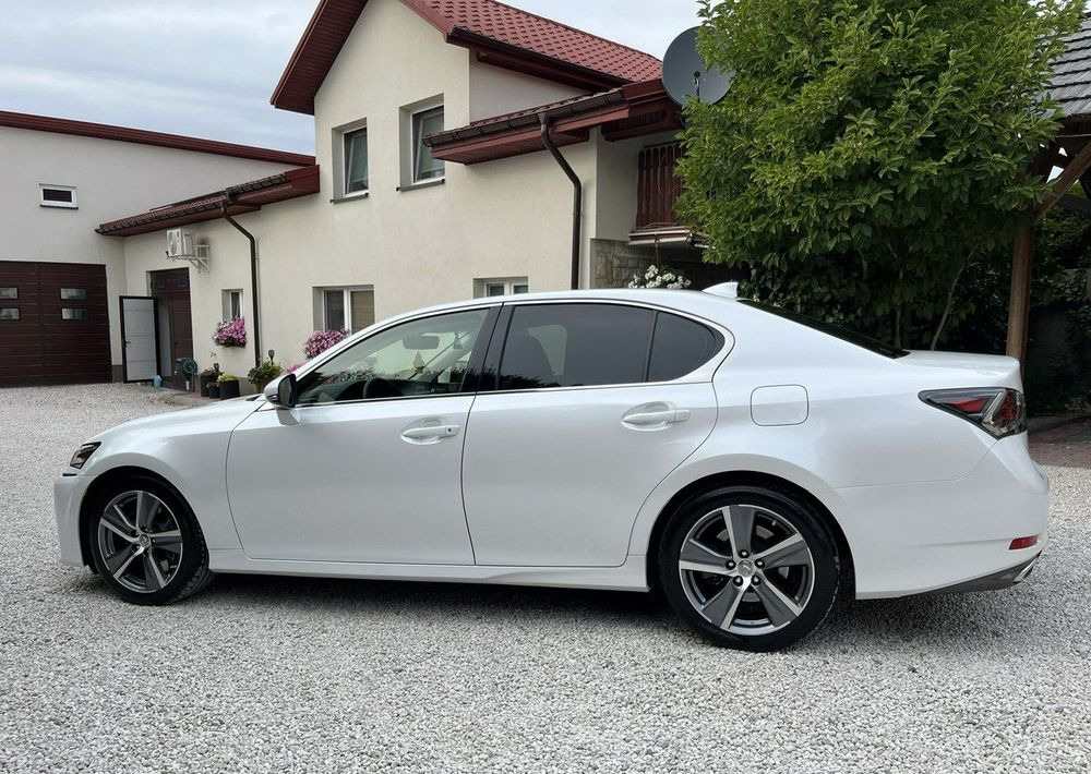 Lexus GS 200t / 300 Elegance - Limuzina: slika 2 Lexus GS 200t / 300 Elegance - Limuzina: slika 2