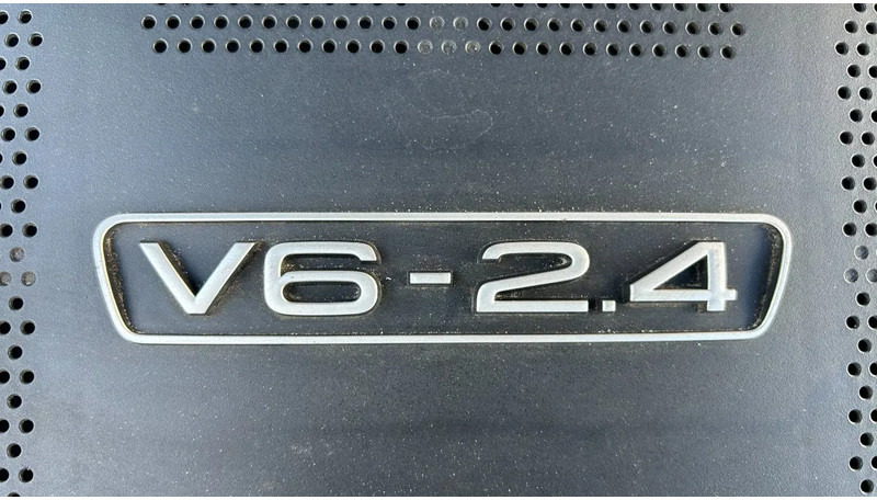 Audi 2.4 Benzine V6 - Automobil: slika 5 Audi 2.4 Benzine V6 - Automobil: slika 5