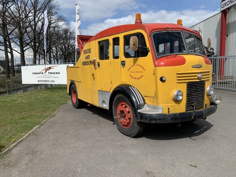 Commercial Commer Wrecker Afsleep Berging 1952 Barnfinds and Restoration projects Dubbelcabine bergingsvoertuig - Šlep vozilo: slika 1 Commercial Commer Wrecker Afsleep Berging 1952 Barnfinds and Restoration projects Dubbelcabine bergingsvoertuig - Šlep vozilo: slika 1