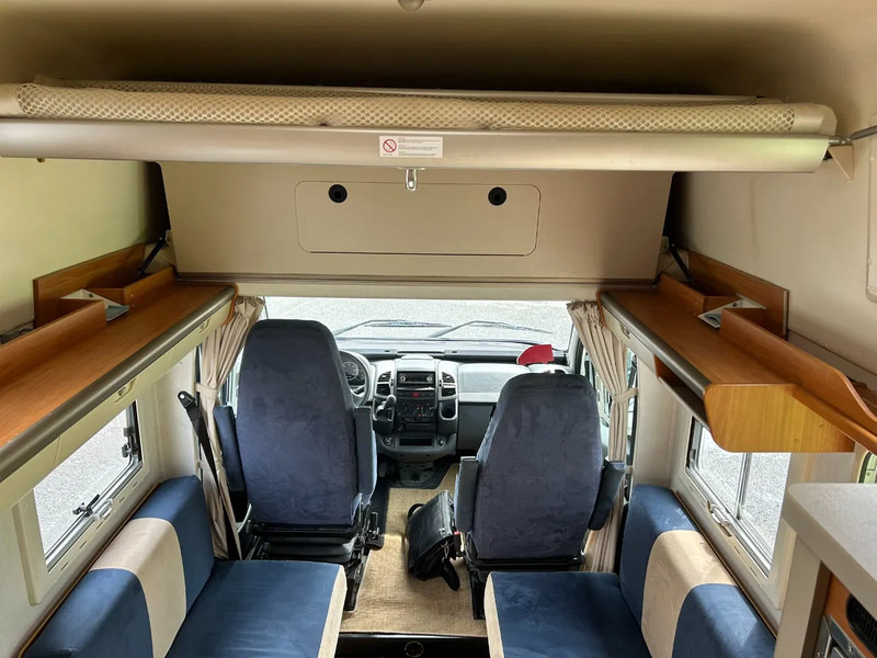 Hymer EXSIS 4 persoon's Prijs 25900 euro geen btw - Poluintegrisani kamper: slika 5 Hymer EXSIS 4 persoon's Prijs 25900 euro geen btw - Poluintegrisani kamper: slika 5