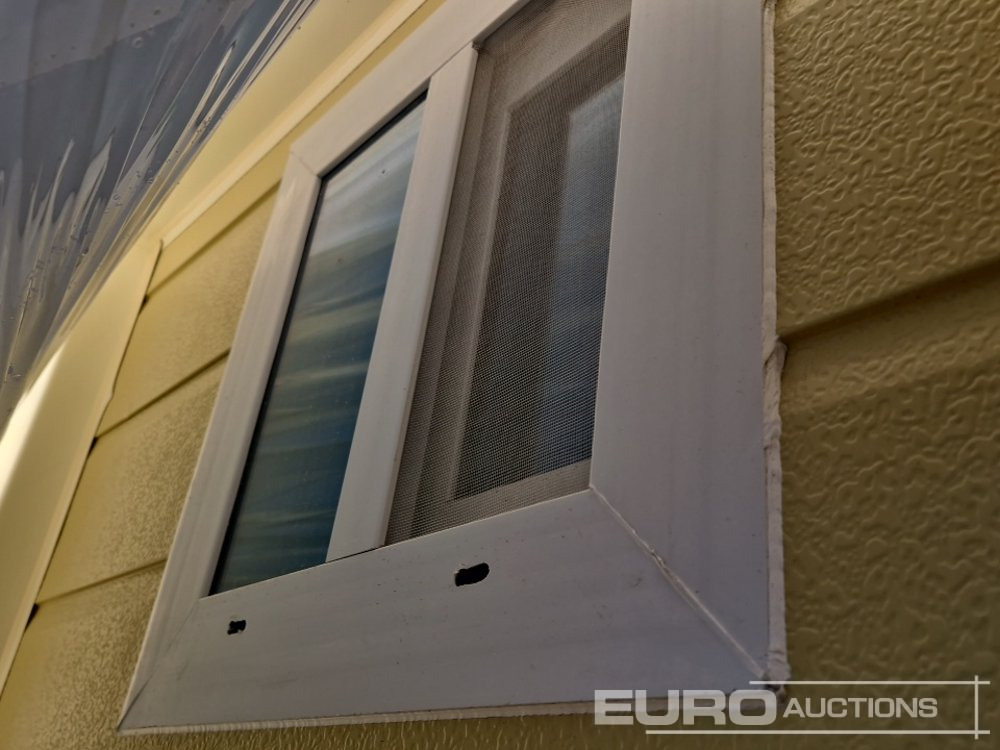 20' Expandable Tiny House, incl. terrace, house canopy, shower, complete bathroom - Brodski kontejner: slika 4 20' Expandable Tiny House, incl. terrace, house canopy, shower, complete bathroom - Brodski kontejner: slika 4