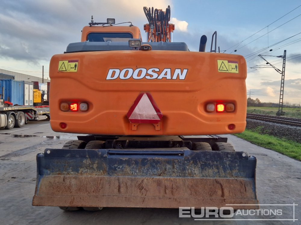 2010 Doosan DX170W - Bager točkaš: slika 4 2010 Doosan DX170W - Bager točkaš: slika 4