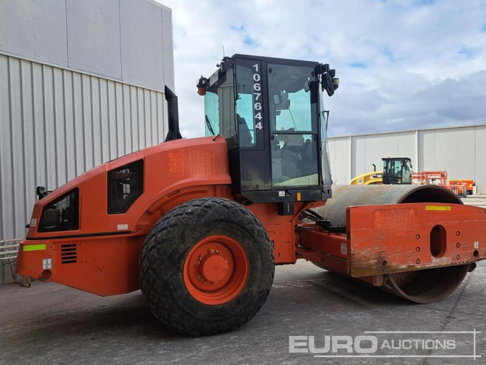 2011 CAT CS74 - Valjak: slika 3 2011 CAT CS74 - Valjak: slika 3