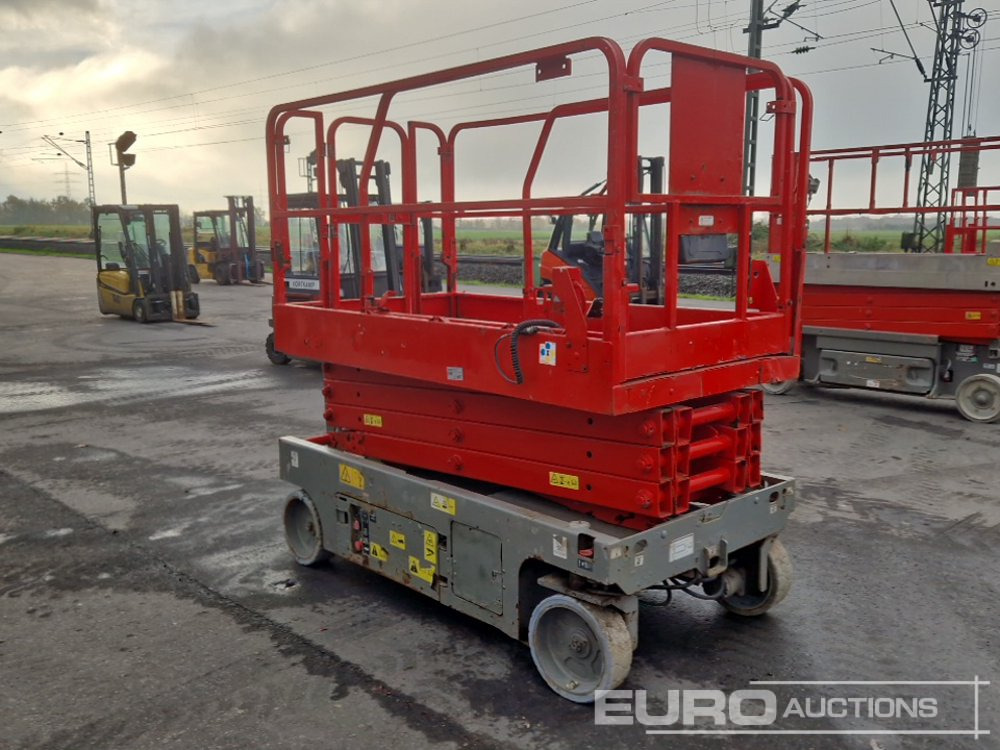 2011 Genie GS-2646 - Lift u obliku makaza: slika 3 2011 Genie GS-2646 - Lift u obliku makaza: slika 3