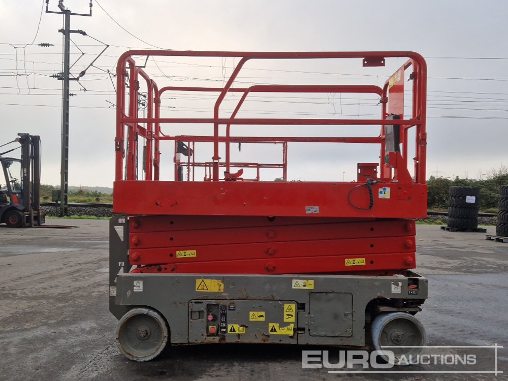 2011 Genie GS-2646 - Lift u obliku makaza: slika 2 2011 Genie GS-2646 - Lift u obliku makaza: slika 2