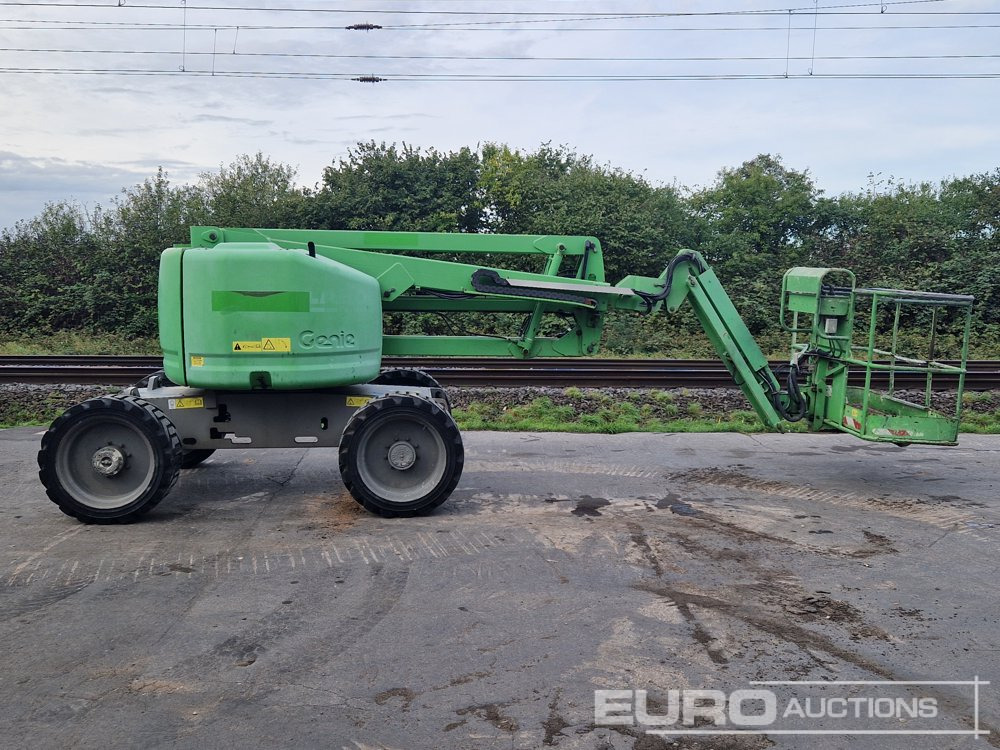 Vazdušna platforma 2011 Genie Z-45/25J: slika 6