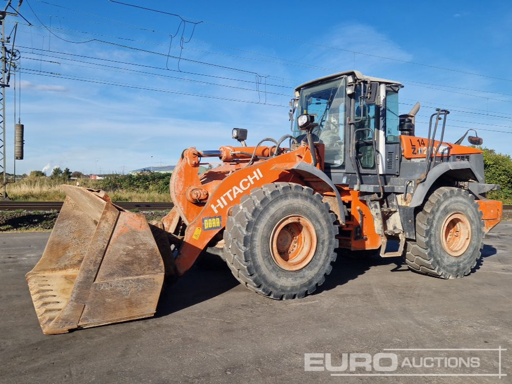 2011 Hitachi ZW250 - Utovarivač točkaš: slika 1 2011 Hitachi ZW250 - Utovarivač točkaš: slika 1