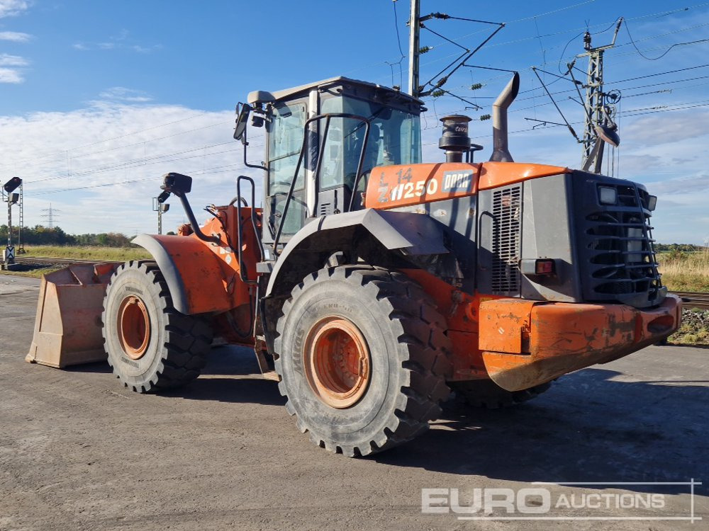 2011 Hitachi ZW250 - Utovarivač točkaš: slika 3 2011 Hitachi ZW250 - Utovarivač točkaš: slika 3