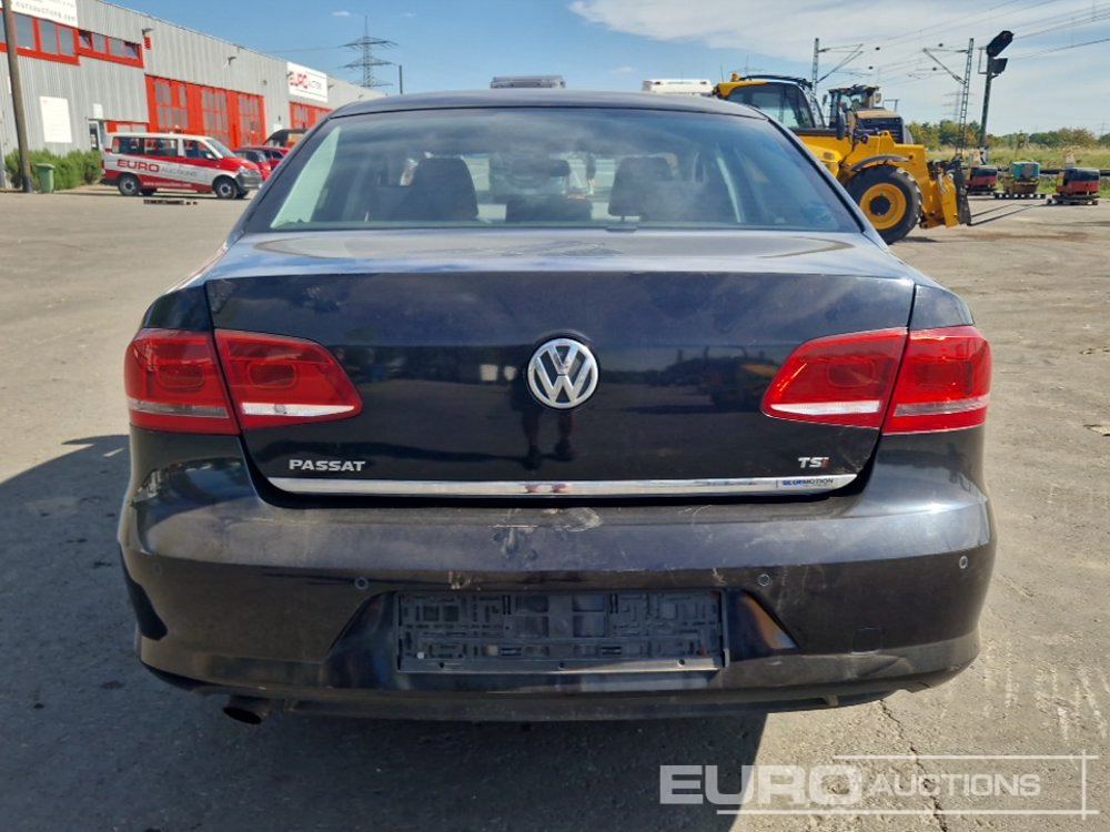 2011 Volkswagen Passat - Automobil: slika 4 2011 Volkswagen Passat - Automobil: slika 4