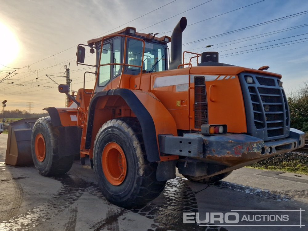 2013 Doosan DL420-3 - Utovarivač točkaš: slika 3 2013 Doosan DL420-3 - Utovarivač točkaš: slika 3