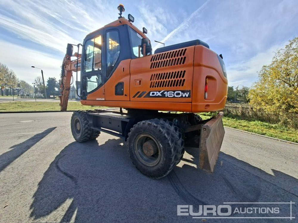 2013 Doosan DX160W-3 - Bager točkaš: slika 2 2013 Doosan DX160W-3 - Bager točkaš: slika 2