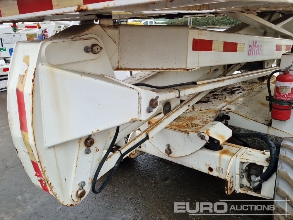 Vazdušna platforma 2015 JLG MEC3084ES: slika 15 Vazdušna platforma 2015 JLG MEC3084ES: slika 15