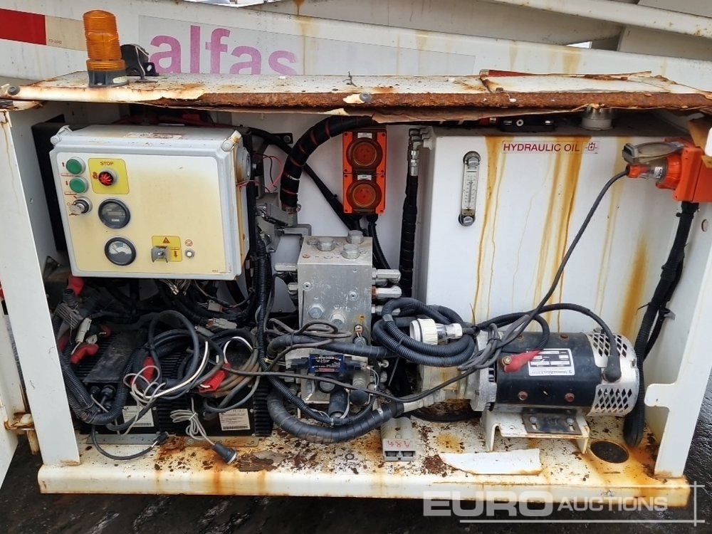 Vazdušna platforma 2015 JLG MEC3084ES: slika 23 Vazdušna platforma 2015 JLG MEC3084ES: slika 23