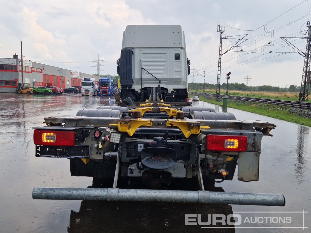 2019 Iveco 460 NP STRALIS - Kamion za prevoz kontejnera/ Kamion sa promenjivim sandukom: slika 4 2019 Iveco 460 NP STRALIS - Kamion za prevoz kontejnera/ Kamion sa promenjivim sandukom: slika 4
