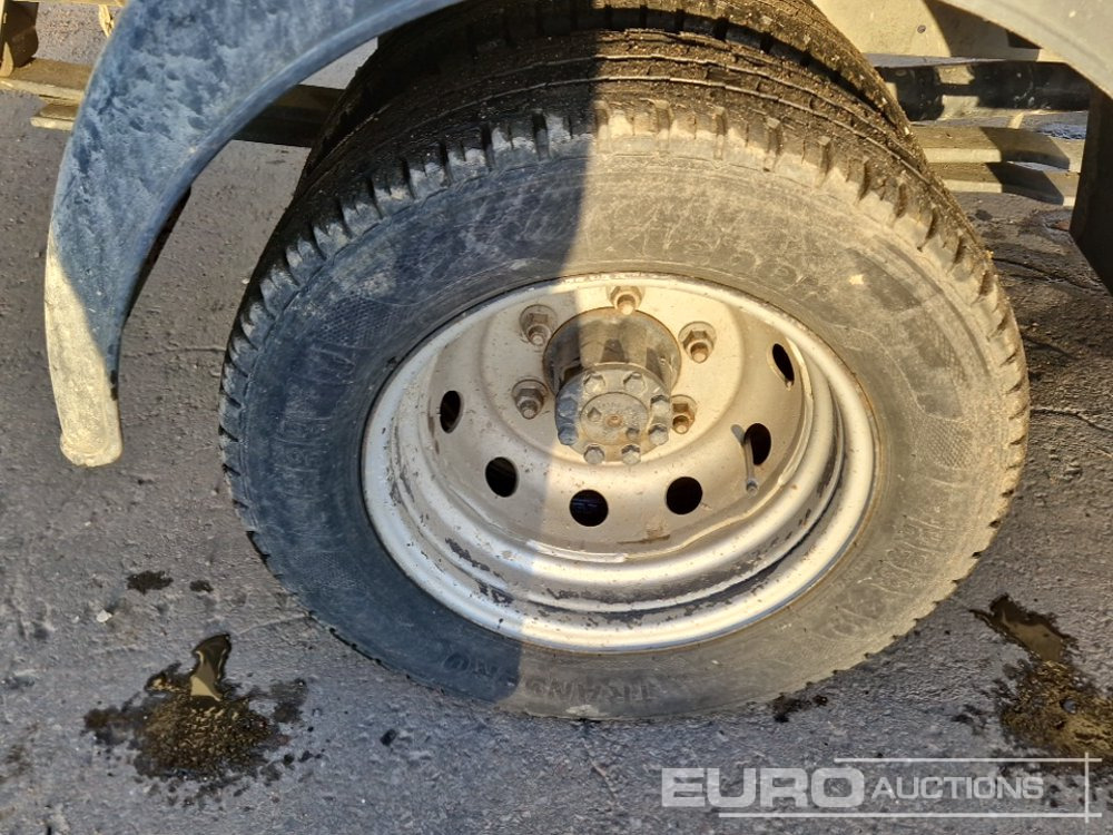 Dostavno vozilo istovarivač 2019 Nissan NT400: slika 12