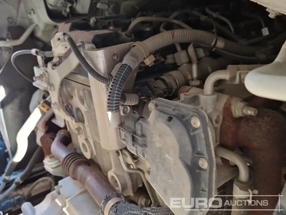 Dostavno vozilo istovarivač 2019 Nissan NT400: slika 19