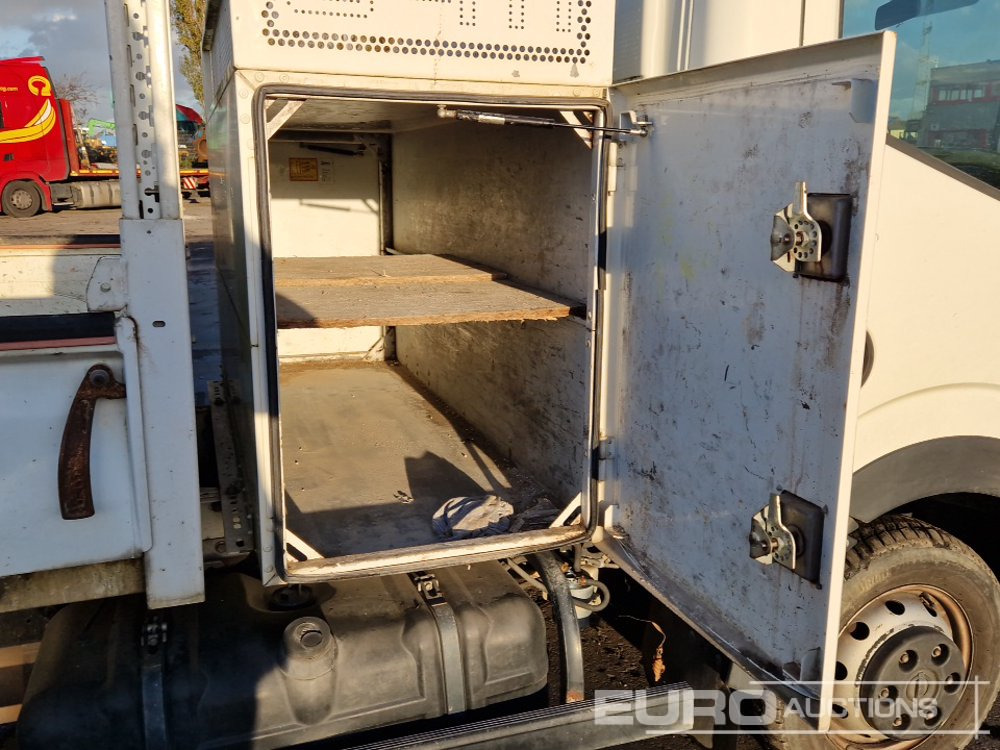 Dostavno vozilo istovarivač 2019 Nissan NT400: slika 21