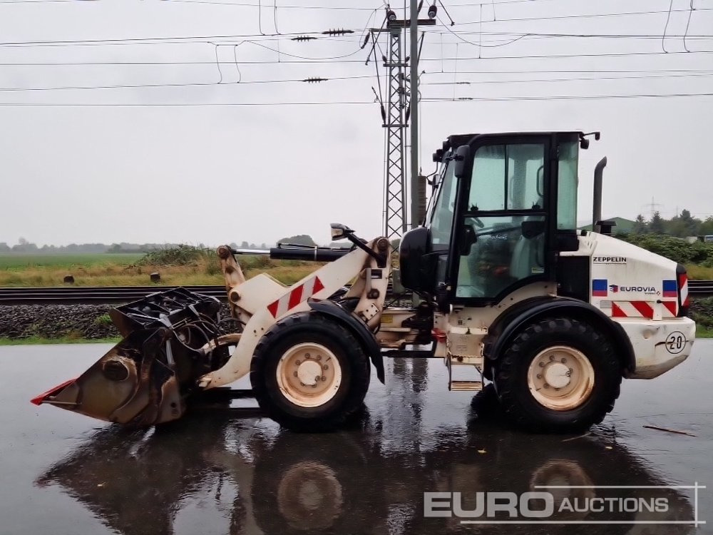2020 CAT 908M - Utovarivač točkaš: slika 2 2020 CAT 908M - Utovarivač točkaš: slika 2